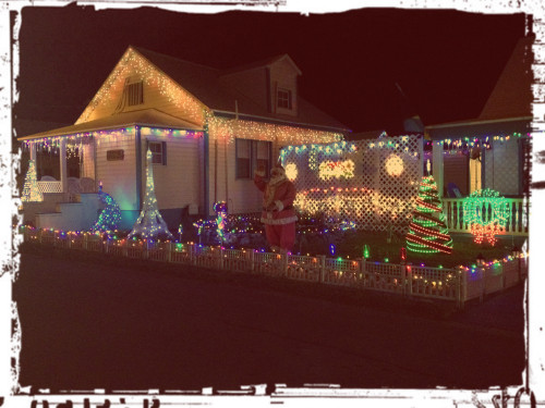 island Christmas house_WWLOR