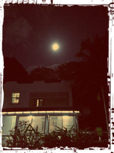 Angela house full moon_WWLOR